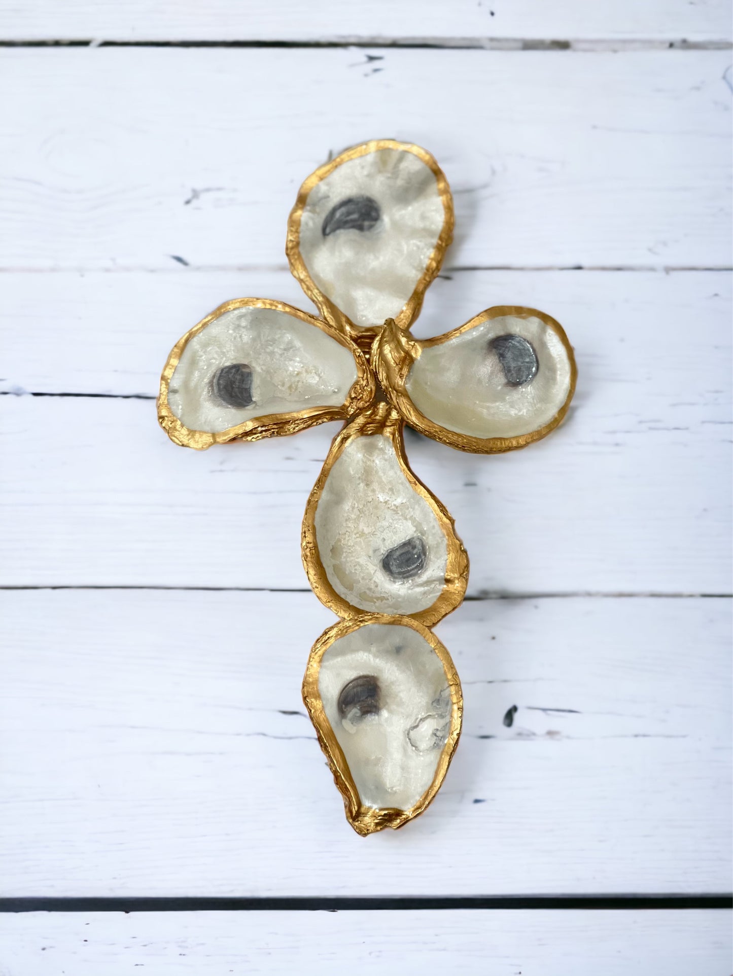 Oyster Shell Cross- Natural/ Pearl Finish